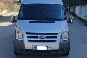 Ford Transit Bus 9 posti