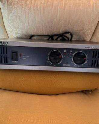 Ampli YAMAHA P2500S