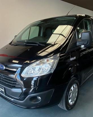 Ford Transit Custom 9 posti