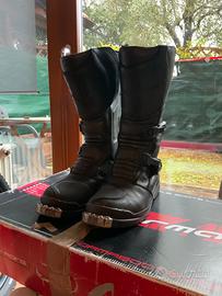 Stivale moto Forma