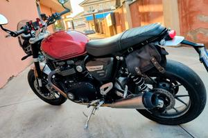TRIUMPH Speed Twin 1200 anno 2024