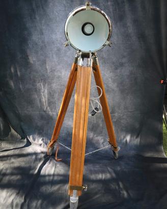 Lampada treppiede vintage 