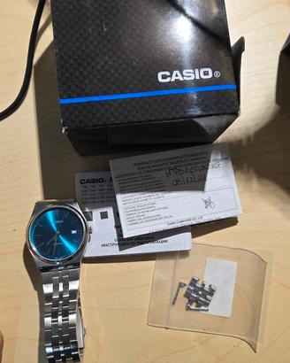 Orologio Casio uomo acciaio quadrante blu elegante
