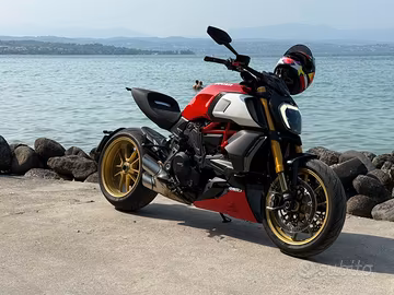 DUCATI DIAVEL 1260 S "SOLO 5800km - PIRELLI NUOVE"