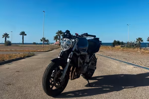 Yamaha FZ6 - S1 Naked