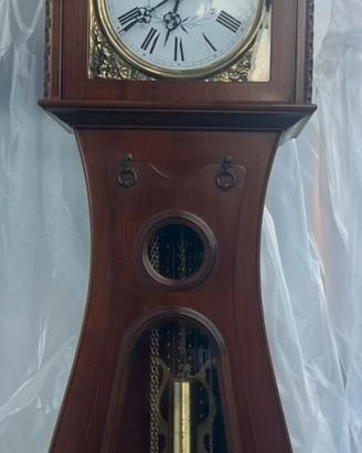 Orologio a pendolo in legno - stile classico