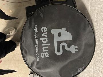 Carica batteria da macchina piu cavi