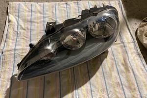 faro alfa romeo 147 sinistro allo xeno