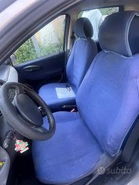 Automobile Fiat punto 1.2
