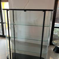 Vetrina in vetro ovale e legno e tavolo vetro