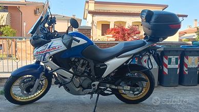 Honda Transalp 700