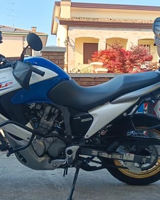 Honda Transalp 700