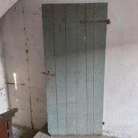 Antica porta da granaio