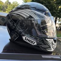 Casco shoei