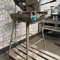 Troncatrice angolare-sega circolare per alluminio