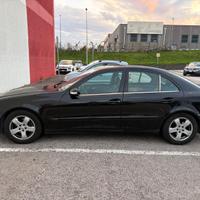 MERCEDES classe E 270