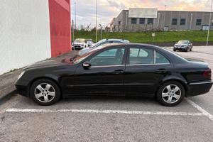 MERCEDES classe E 270
