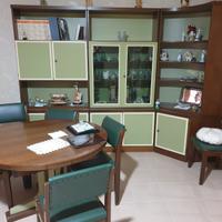 Mobile da salotto con vetrina