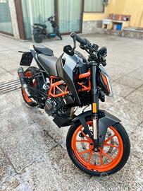 Ktm duke 125
