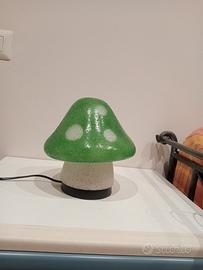 Lampada da comodino 