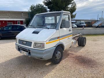 Iveco Daily 49-12 Si Vende Per Passaggio O Ricambi