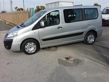 FIAT SCUDO 2.0 mjt CON 9 POSTI VETRATO