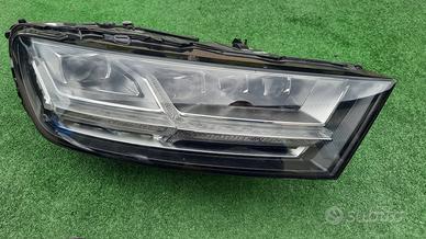 AUDI Q7 4M0 FULL LED MATRIX Faro Destro