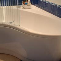 vasca da bagno con doccia integrata 