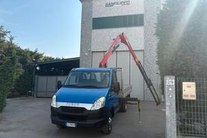Iveco Daily Cassone Fisso + Gru HC 38 NUOVA