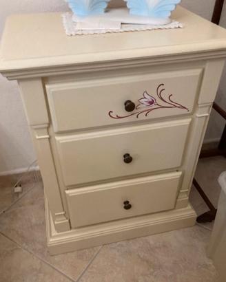 camera matrimoniale in legno massiccio