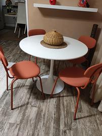 tavolo e sedie