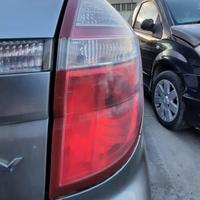 SUBARU LEGACY STATION WAGON 2015 - STOP POSTERIORE