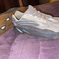 Adidas Yeezy boost 700 v2 static