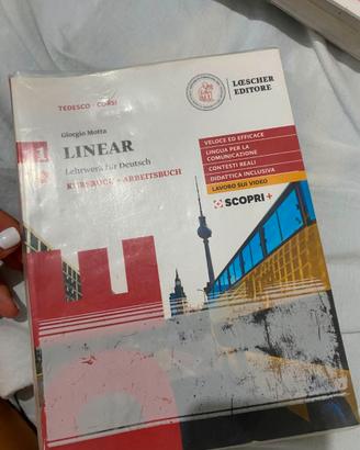 Libri scolastici per 1/2 superiore scienze finanza