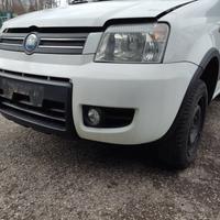 Paraurti anteriore FIAT PANDA del 2006