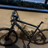 Mountain Bike Rockrider B-TWIN 520 XL