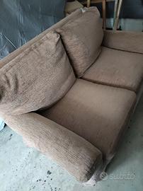 Divano 2  posti in stoffa sfoderabile 
