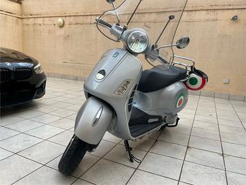 Piaggio Vespa 250 GTS - 2006