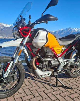 Moto Guzzi v85tt travel