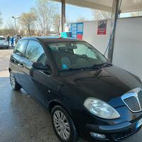 Lancia Ypsilon 1.2 Argento