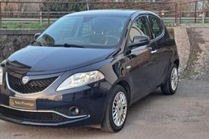 Lancia Ypsilon 1.2 69 CV 5 porte Silver