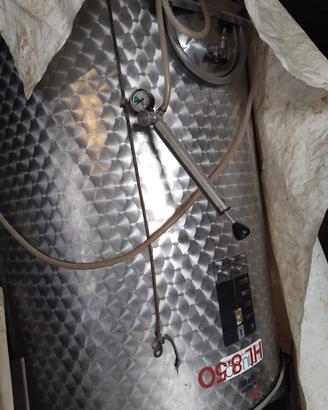 botte 850 litri per vino in acciaio 