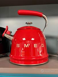 Bollitore a fischio Smeg