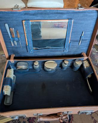 Valigia set bellezza storica