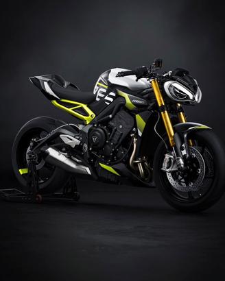 TRIUMPH STREET TRIPLE 765 MOTO 2 EDITION 2026