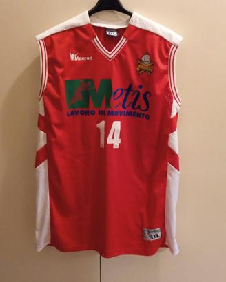 Canotta vintage della Pallacanestro Varese