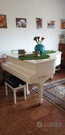 Pianoforte mezza coda