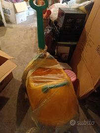 Passeggino Chicco a forma di limone