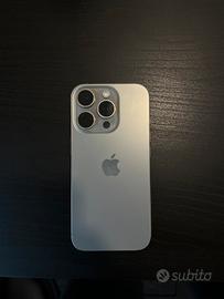 Iphone 16 pro con Apple care attiva