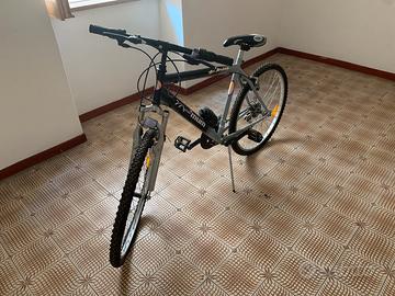 Mountain bike da uomo con 7 marce mai usata
